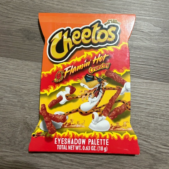 Hot Cheetos Eyeshadow Pallete - Picture 1 of 4
